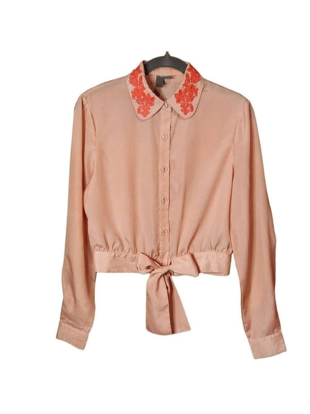 EMBROIDERED COLLAR PEACH BUTTON DOWN BLOUSE TIE FRONT XS / SMALL NWOT